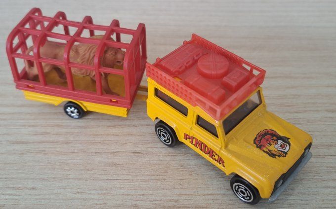 MAJORETTE 4X4 LAND ROVER + CAGE LION N266