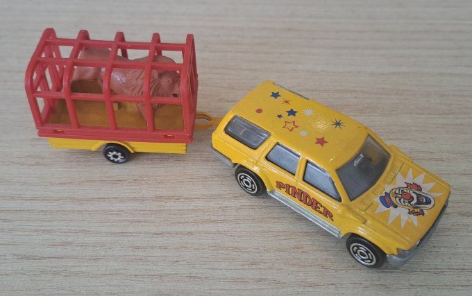 MAJORETTE RUNNER + REMORQUE FAUVE N276
