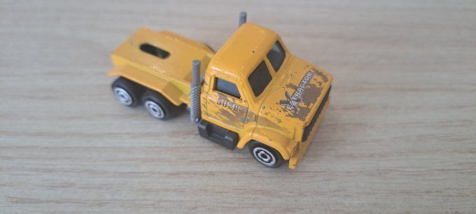 MAJORETTE EXTRACTOR