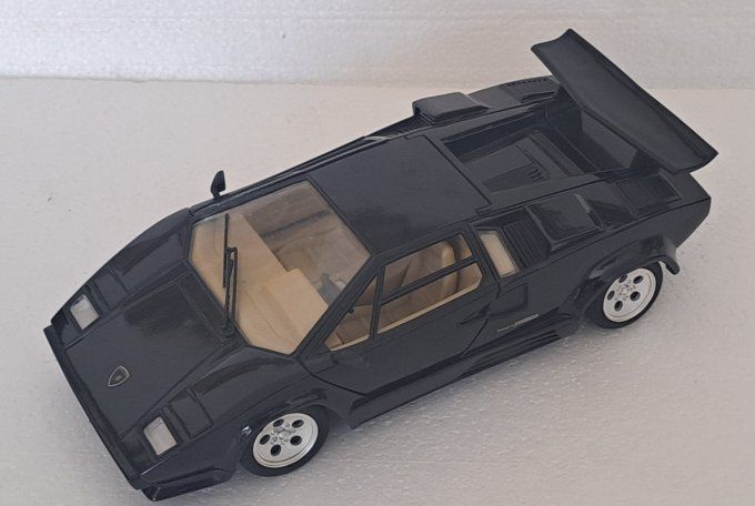 POLISTIL 1/18 - LAMBORGHINI COUNTACH