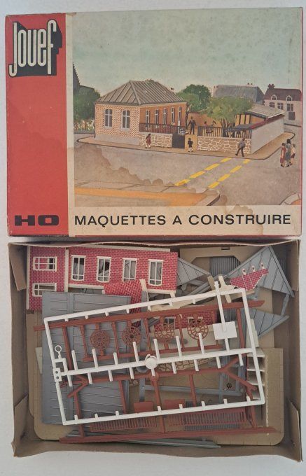 ECOLE JOUEF 1002