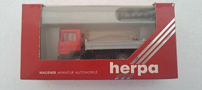 MAN BENNE ROUGE GRIS 866006
