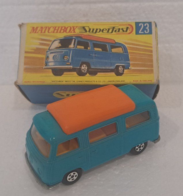 VOLSWAGEN CAMPER BLEU SUPERFAST N°23