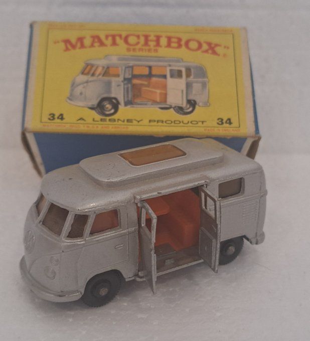 VOLKSWAGEN CAMPER SERIES N°34