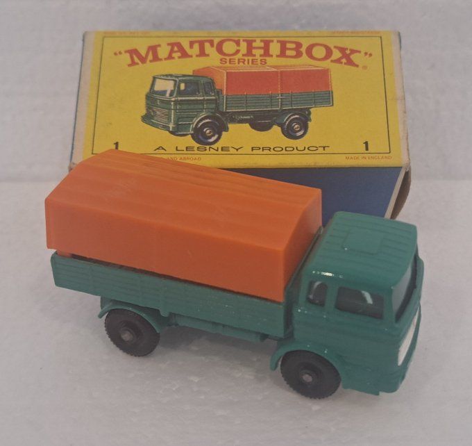 MERCEDES TRUCK SERIES N°1