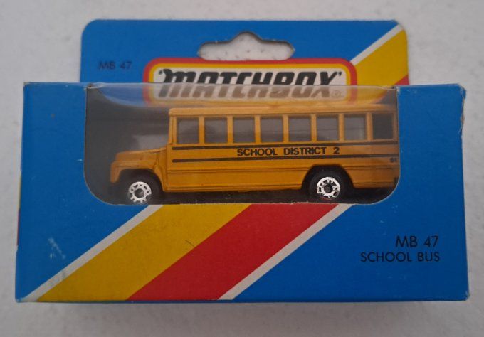 SCOOL BUS MB47
