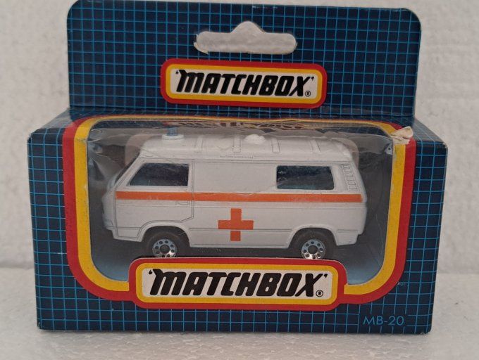 VOLKSWAGEN TRANSPORTER AMBULANCE MB20