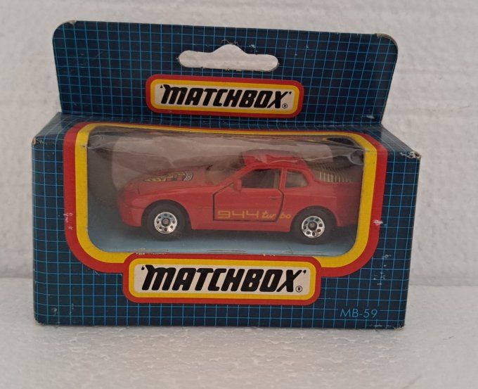 PORSCHE 944 TURBO MB59