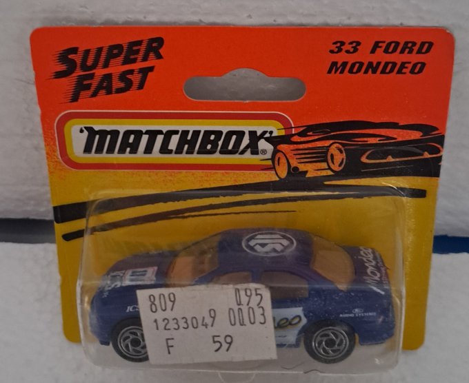 FORD MONDEO N°33