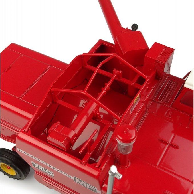 MASSEY FERGUSON 760 MOISSONNEUSE AU 1/32EME