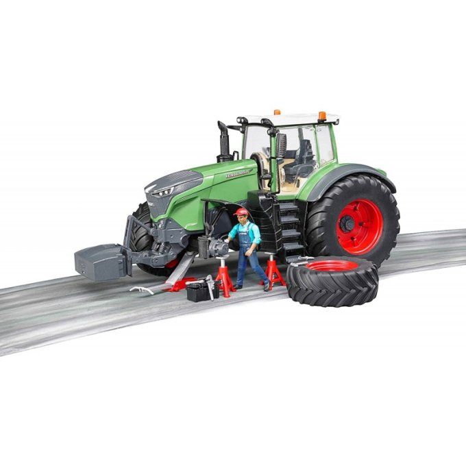 TRACTEUR FENDT 1050 VARIO AVEC MECANICIEN ET ACCESSOIRES