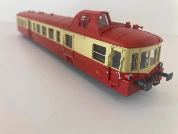 SNCF AUTORAIL X 3800 PICASSO
